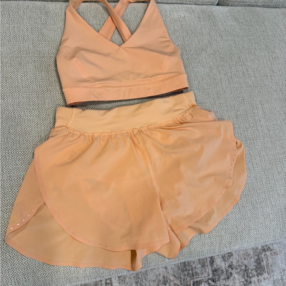 Lululemon Orange-peach workout set